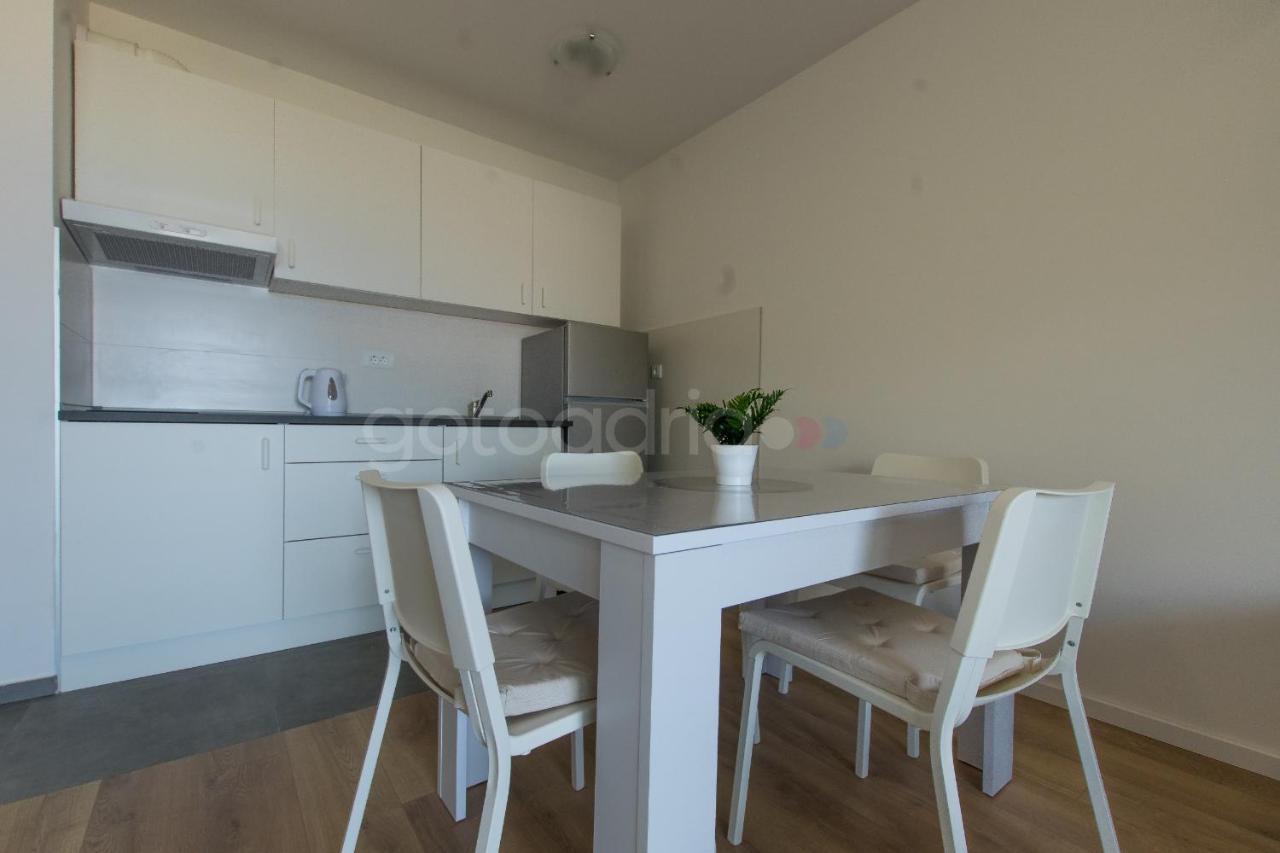 Sea View Apartments Pezze Makarska Ngoại thất bức ảnh